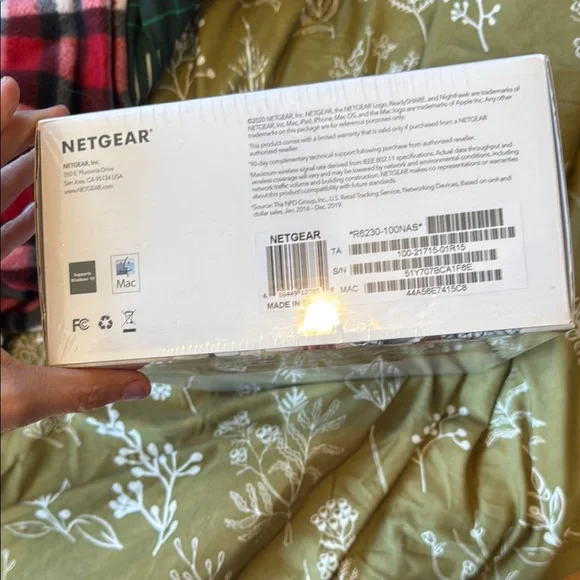 NETGEAR AC1200 WiFi Router - Picture 5 of 5